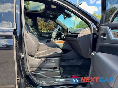 Piąte zdjęcie samochodu w środku: 2023 CADILLAC ESCALADE ESV PREMIUM LUXURY VIN:1GYS4KKL8PR217697 - miniatura