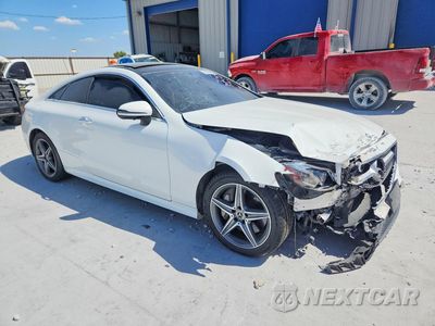 Czwarte zdjęcie samochodu z boku: 2019 MERCEDES-BENZ E 450 VIN:WDD1J6HB2KF079039 - miniatura