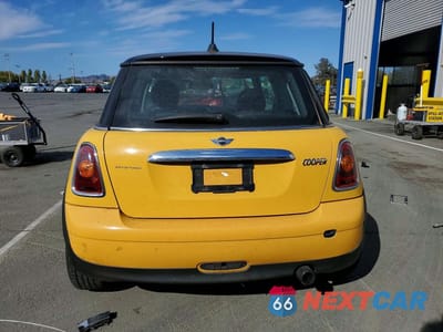 Zdjęcie 6 z 12 samochodu: 2009 MINI COOPER VIN:WMWMF33529TW79562 - miniatura