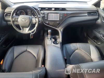Zdjęcie 8 z 12 samochodu: 2019 TOYOTA CAMRY SE VIN:4T1B11HK8KU818441 - miniatura