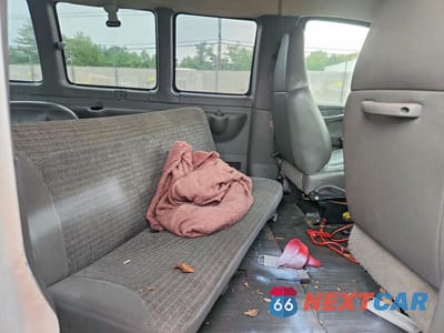 Zdjęcie 11 z 13 samochodu: 2007 CHEVROLET EXPRESS G1500 VIN:1GNFG15T371111863 - miniatura