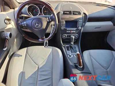 Zdjęcie 8 z 12 samochodu: 2005 MERCEDES-BENZ SLK 350 VIN:WDBWK56F15F030060 - miniatura