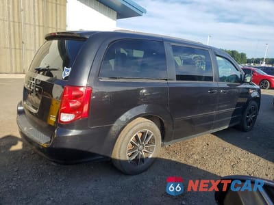 Trzecie zdjęcie samochodu z tyłu: 2017 DODGE GRAND CARAVAN GT VIN:2C4RDGEG5HR700110 - miniatura