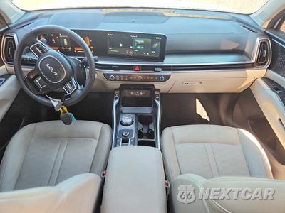 Zdjęcie 8 z 13 samochodu: 2025 KIA SORENTO EX VIN:KNDRH4JG3S5405262 - miniatura