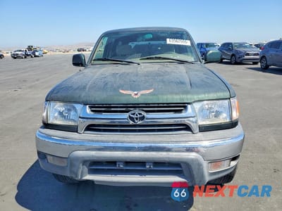 Piąte zdjęcie samochodu w środku: 2001 TOYOTA 4RUNNER SR5 VIN:JT3GN86R110203067 - miniatura