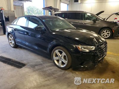 Czwarte zdjęcie samochodu z boku: 2017 AUDI A3 PREMIUM VIN:WAUB8GFF1H1034487 - miniatura