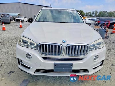 Piąte zdjęcie samochodu w środku: 2015 BMW X5 XDRIVE50I VIN:5UXKR6C50F0J77583 - miniatura