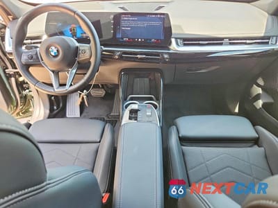 Zdjęcie 8 z 13 samochodu: 2025 BMW X1 XDRIVE28I VIN:WBX73EF07S5281569 - miniatura