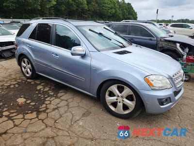 Czwarte zdjęcie samochodu z boku: 2009 MERCEDES-BENZ ML VIN:4JGBB25E99A471585 - miniatura