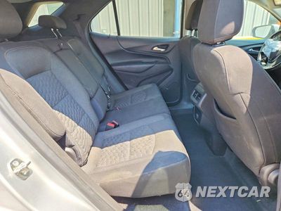 Zdjęcie 10 z 12 samochodu: 2018 CHEVROLET EQUINOX LT VIN:3GNAXJEV9JS609325 - miniatura