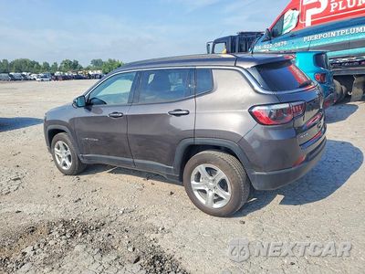 Drugie zdjęcie samochodu z przodu: 2024 JEEP COMPASS LATITUDE VIN:3C4NJDBN7RT604101 - miniatura