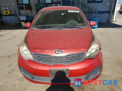Piąte zdjęcie samochodu w środku: 2014 KIA RIO LX VIN:KNADM4A30E6363602 - miniatura