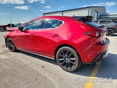 Drugie zdjęcie samochodu z przodu: 2026 MAZDA 3 PREMIUM PLUS VIN:JM1BPBNY6T1850180 - miniatura