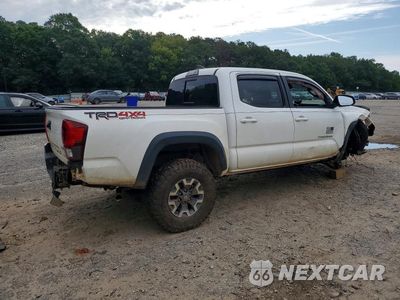 Trzecie zdjęcie samochodu z tyłu: 2019 TOYOTA TACOMA TRD OFF-ROAD VIN:3TMCZ5ANXKM258374 - miniatura