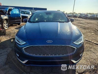 Piąte zdjęcie samochodu w środku: 2019 FORD FUSION TITANIUM VIN:3FA6P0SU5KR102876 - miniatura