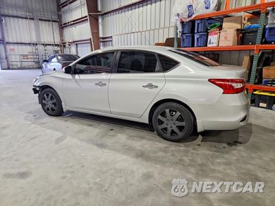 Drugie zdjęcie samochodu z przodu: 2017 NISSAN SENTRA S VIN:3N1AB7APXHY313936 - miniatura