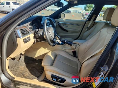 Zdjęcie 7 z 12 samochodu: 2016 BMW 328 XI SULEV VIN:WBA8E3G56GNU05569 - miniatura