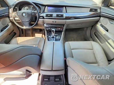 Zdjęcie 8 z 12 samochodu: 2013 BMW 535 XIGT VIN:WBASP2C55DC339300 - miniatura