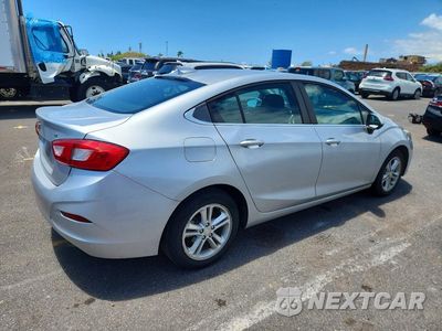 Trzecie zdjęcie samochodu z tyłu: 2018 CHEVROLET CRUZE LT VIN:1G1BE5SM4J7165414 - miniatura
