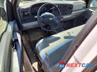 Zdjęcie 8 z 12 samochodu: 2006 FORD F250 SUPER DUTY VIN:1FTNF20506ED13458 - miniatura