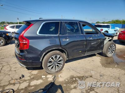 Trzecie zdjęcie samochodu z tyłu: 2021 VOLVO XC90 T6 MOMENTUM VIN:YV4A22PK6M1671963 - miniatura
