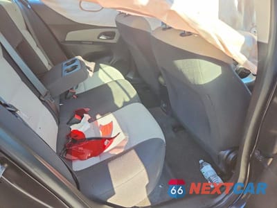 Zdjęcie 10 z 12 samochodu: 2014 CHEVROLET CRUZE LS VIN:1G1PA5SHXE7405818 - miniatura