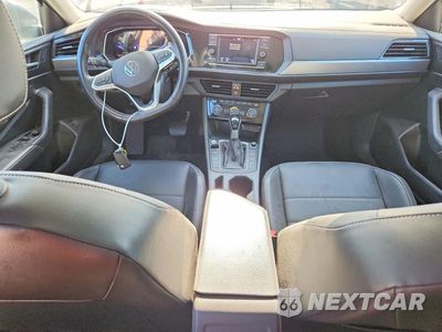 Zdjęcie 8 z 13 samochodu: 2023 VOLKSWAGEN JETTA SE VIN:3VW7M7BU4PM028769 - miniatura