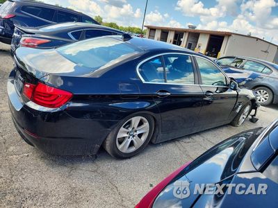 Trzecie zdjęcie samochodu z tyłu: 2013 BMW 528 XI VIN:WBAXH5C54DD111304 - miniatura