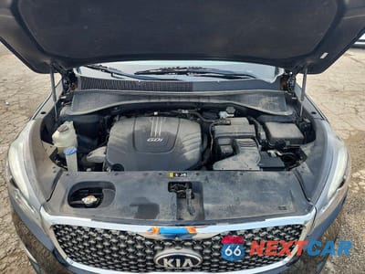 Zdjęcie 12 z 13 samochodu: 2018 KIA SORENTO SX V6 VIN:5XYPKDA57JG406511 - miniatura
