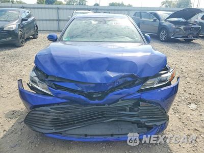 Piąte zdjęcie samochodu w środku: 2018 TOYOTA CAMRY L VIN:JTNB11HK0J3067095 - miniatura