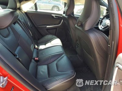 Zdjęcie 10 z 12 samochodu: 2016 VOLVO S60 VIN:YV1902TS3G2403480 - miniatura
