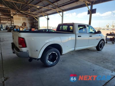 Trzecie zdjęcie samochodu z tyłu: 2012 DODGE RAM 3500 ST VIN:3C63DPGL4CG306832 - miniatura
