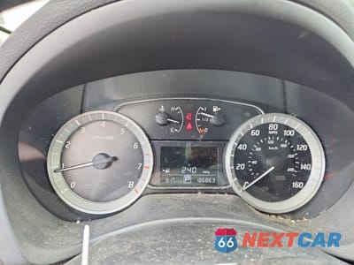 Zdjęcie 9 z 12 samochodu: 2015 NISSAN SENTRA SV VIN:3N1AB7AP9FY271563 - miniatura