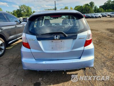 Zdjęcie 6 z 12 samochodu: 2010 HONDA FIT SPORT VIN:JHMGE8H40AC009866 - miniatura