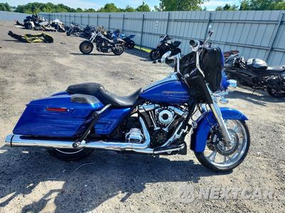 2019 HARLEY-DAVIDSON FLHX 1HD1KBC12KB620210 - główne zdjęcie licytacji z USA - miniatura