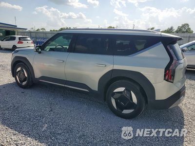 Drugie zdjęcie samochodu z przodu: 2024 KIA EV9 WIND VIN:KNDAFFS5XR6024069 - miniatura