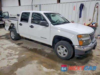 Czwarte zdjęcie samochodu z boku: 2004 GMC CANYON VIN:1GTDT136748179160 - miniatura