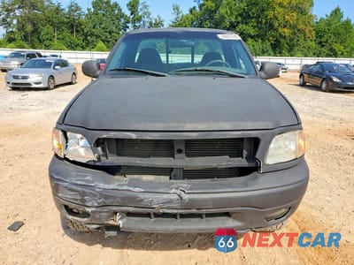 Piąte zdjęcie samochodu w środku: 2002 FORD F150 VIN:1FTRF18W02NA26544 - miniatura