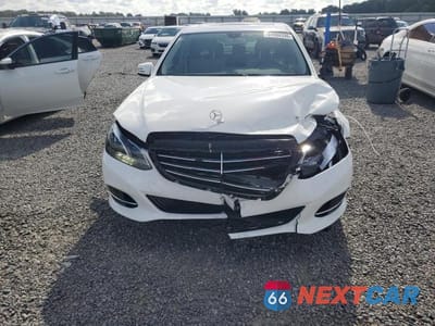 Piąte zdjęcie samochodu w środku: 2014 MERCEDES-BENZ E 350 4MATIC VIN:WDDHF8JB6EA885747 - miniatura