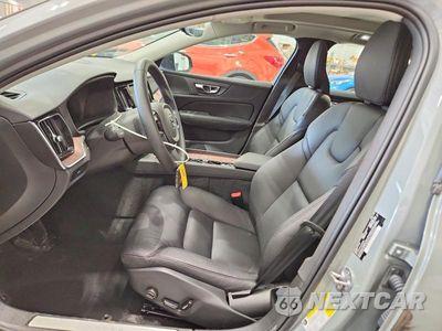 Zdjęcie 7 z 12 samochodu: 2025 VOLVO S60 PLUS VIN:7JRL12GCXSG365898 - miniatura