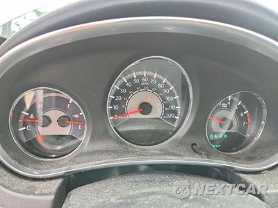 Zdjęcie 9 z 13 samochodu: 2013 CHRYSLER 200 LX VIN:1C3CCBAG5DN721942 - miniatura