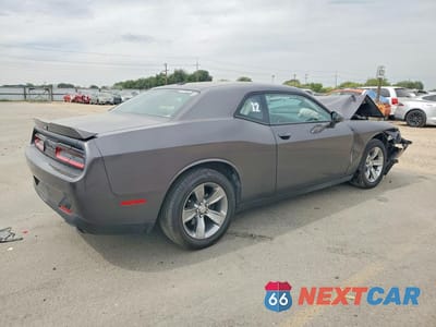 Trzecie zdjęcie samochodu z tyłu: 2015 DODGE CHALLENGER SXT VIN:2C3CDZAGXFH701834 - miniatura