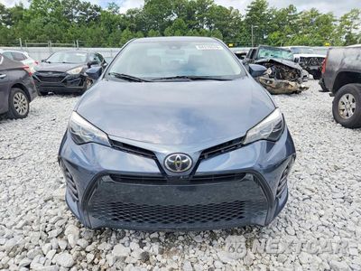 Piąte zdjęcie samochodu w środku: 2018 TOYOTA COROLLA SE VIN:5YFBURHE8JP838527 - miniatura