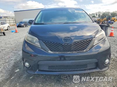 Piąte zdjęcie samochodu w środku: 2015 TOYOTA SIENNA SPORT VIN:5TDXK3DC4FS531044 - miniatura