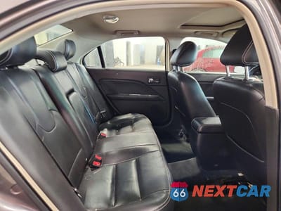 Zdjęcie 10 z 13 samochodu: 2011 FORD FUSION SEL VIN:3FAHP0JAXBR218350 - miniatura