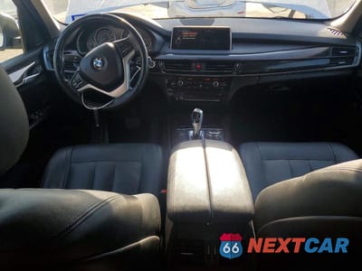 Zdjęcie 8 z 13 samochodu: 2016 BMW X5 SDRIVE35I VIN:5UXKR2C53G0R70340 - miniatura