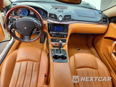 Zdjęcie 8 z 12 samochodu: 2011 MASERATI GRANTURISMO VIN:ZAM45GLA1B0056575 - miniatura