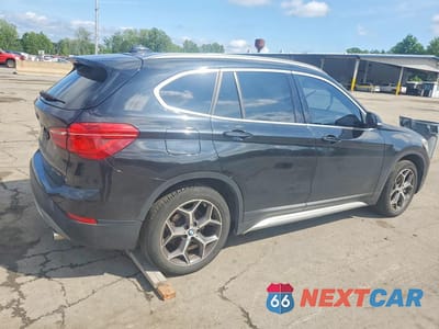 Trzecie zdjęcie samochodu z tyłu: 2018 BMW X1 XDRIVE28I VIN:WBXHT3C34J5L32323 - miniatura