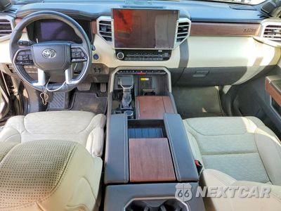 Zdjęcie 8 z 12 samochodu: 2024 TOYOTA TUNDRA 1794 EDITION HV VIN:5TFMC5DBXRX041743 - miniatura