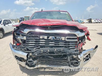 Piąte zdjęcie samochodu w środku: 2026 RAM 2500 BIG HORN VIN:3C6UR5DJ0TG200066 - miniatura